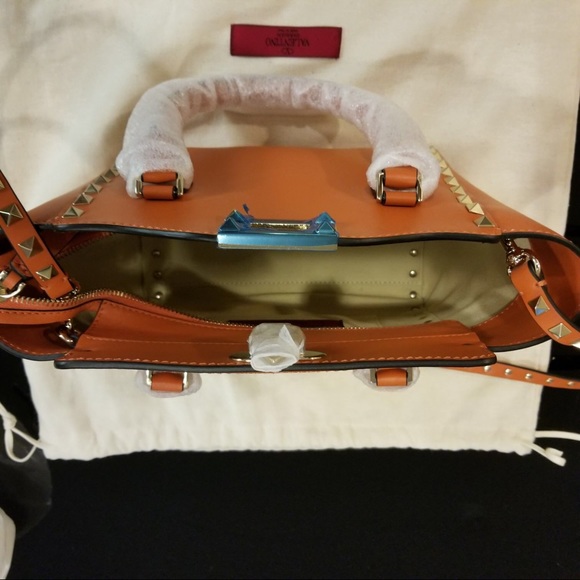 NWT - Valentino Vitello Rockstud - Picture 3 of 7